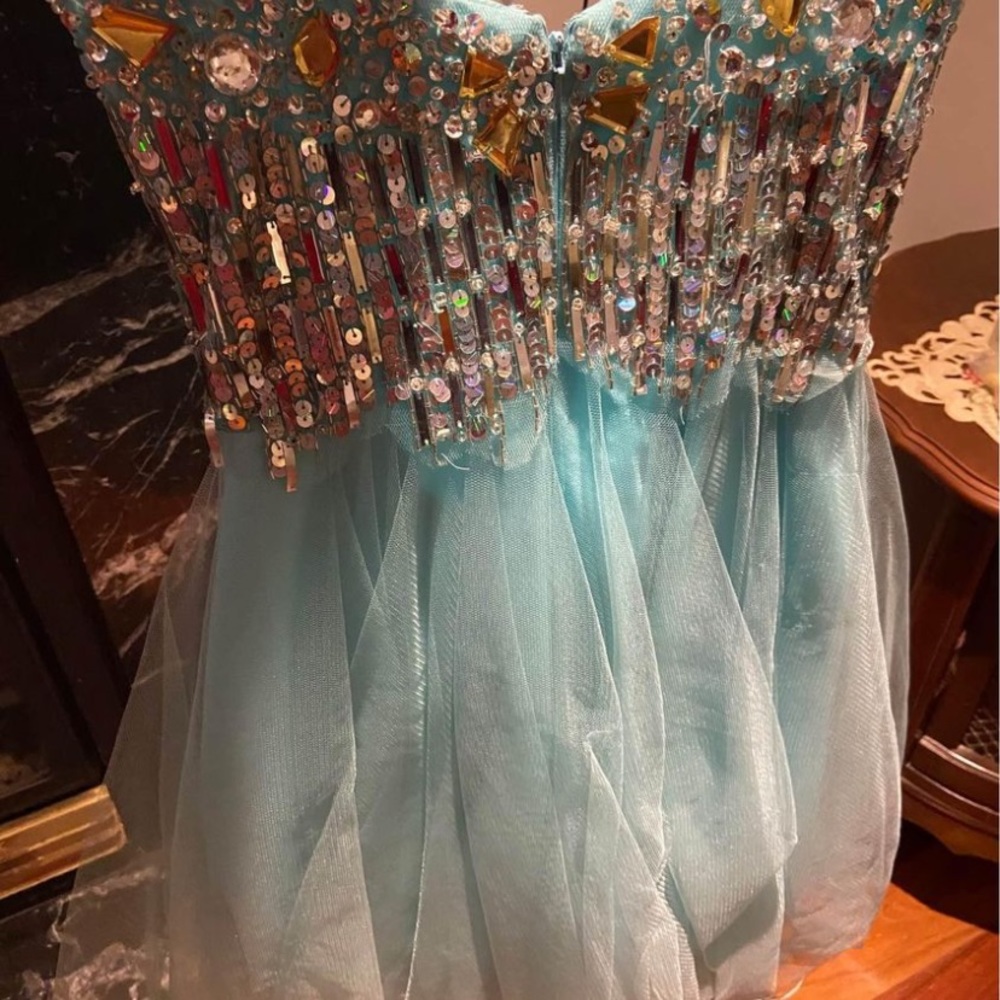 sherrihill dress size 6